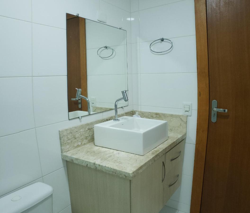 Excelente Apto 3 Quartos Em Bombas, 100 Metros Do Mar E 2 Vagas De Garagem Bombinhas Ngoại thất bức ảnh